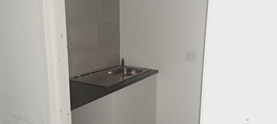 To Let commercial Property for Rent in Bo Oakdale Western Cape